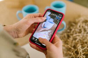 Commande en ligne d’un cadeau personnalisé avec message et livraison programmée